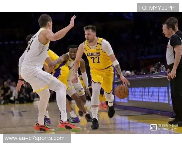 东契奇三分球命中率低却对湖人造成致命威胁场均投篮12次分析