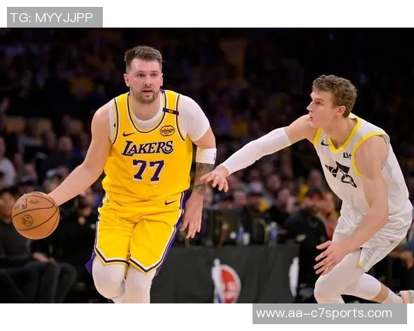 NBA官方称赞东契奇表现如巅峰湖人球队状态持续上升引发关注